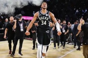 开云体育APP下载-字母哥连续十五场比赛得分超过败北，SKT不断突破！气势如虹延续(京都不死鸟今天的比赛)