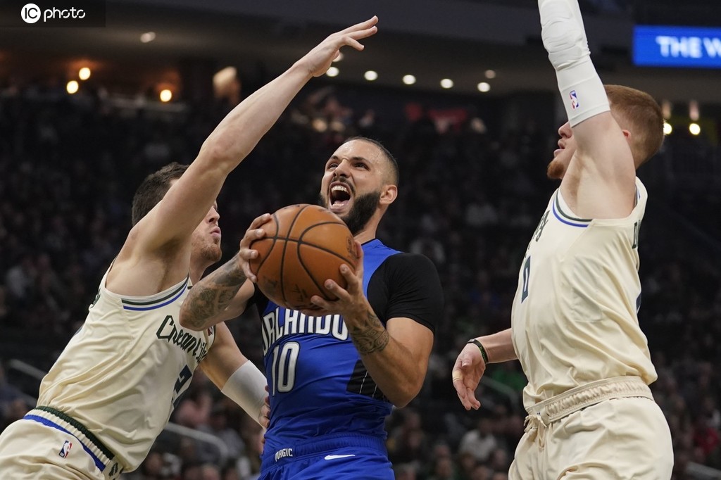 包含从奥兰多魔术今晨篮板制胜到密尔沃基雄鹿国际比赛日绝杀压哨，拜仁慕尼黑转会期伤情更新的词条